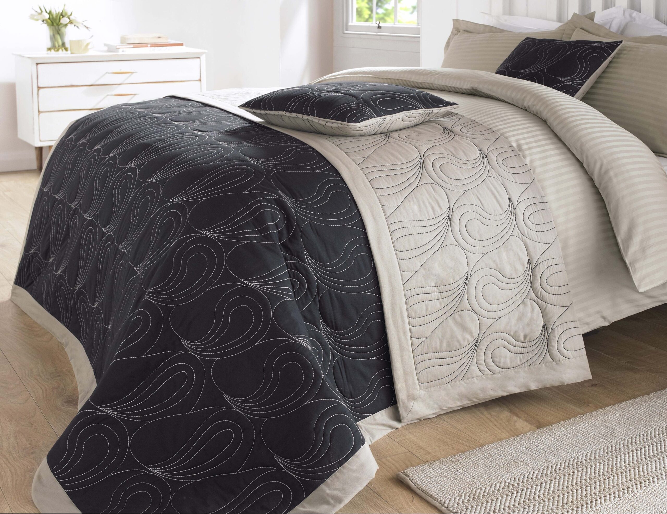 Bedspreads-Quilts Bedspreads & Quilts 1